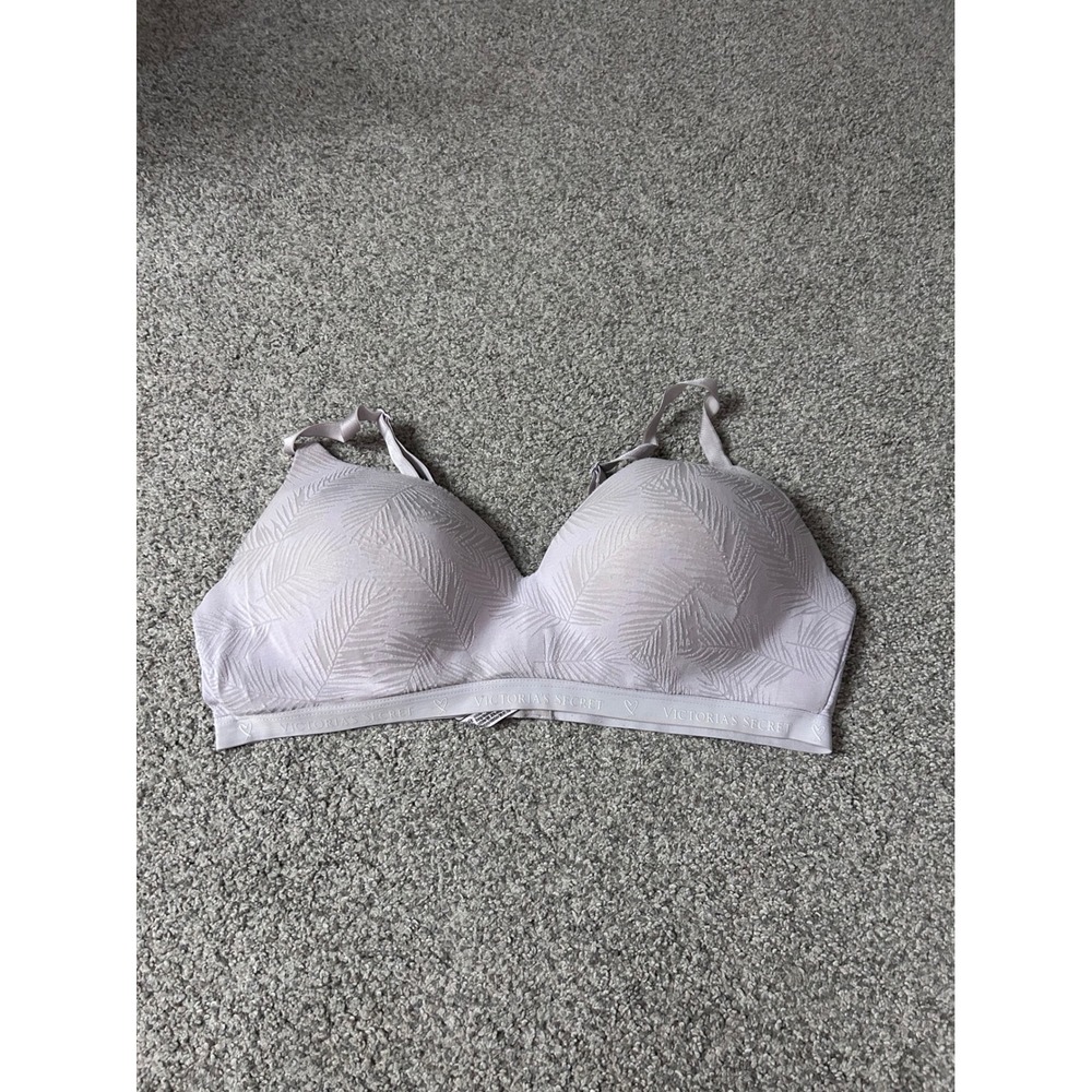 Victoria's Secret Wireless Bra Lavender Purple Palm Leaf Jacquard 40C